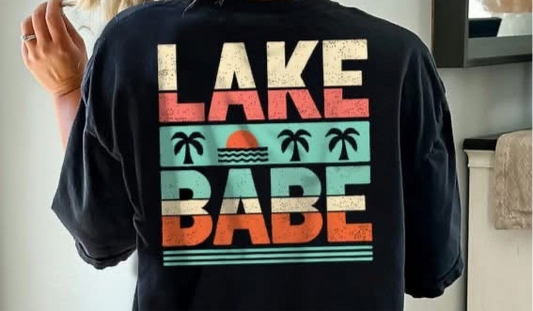 Lake babe